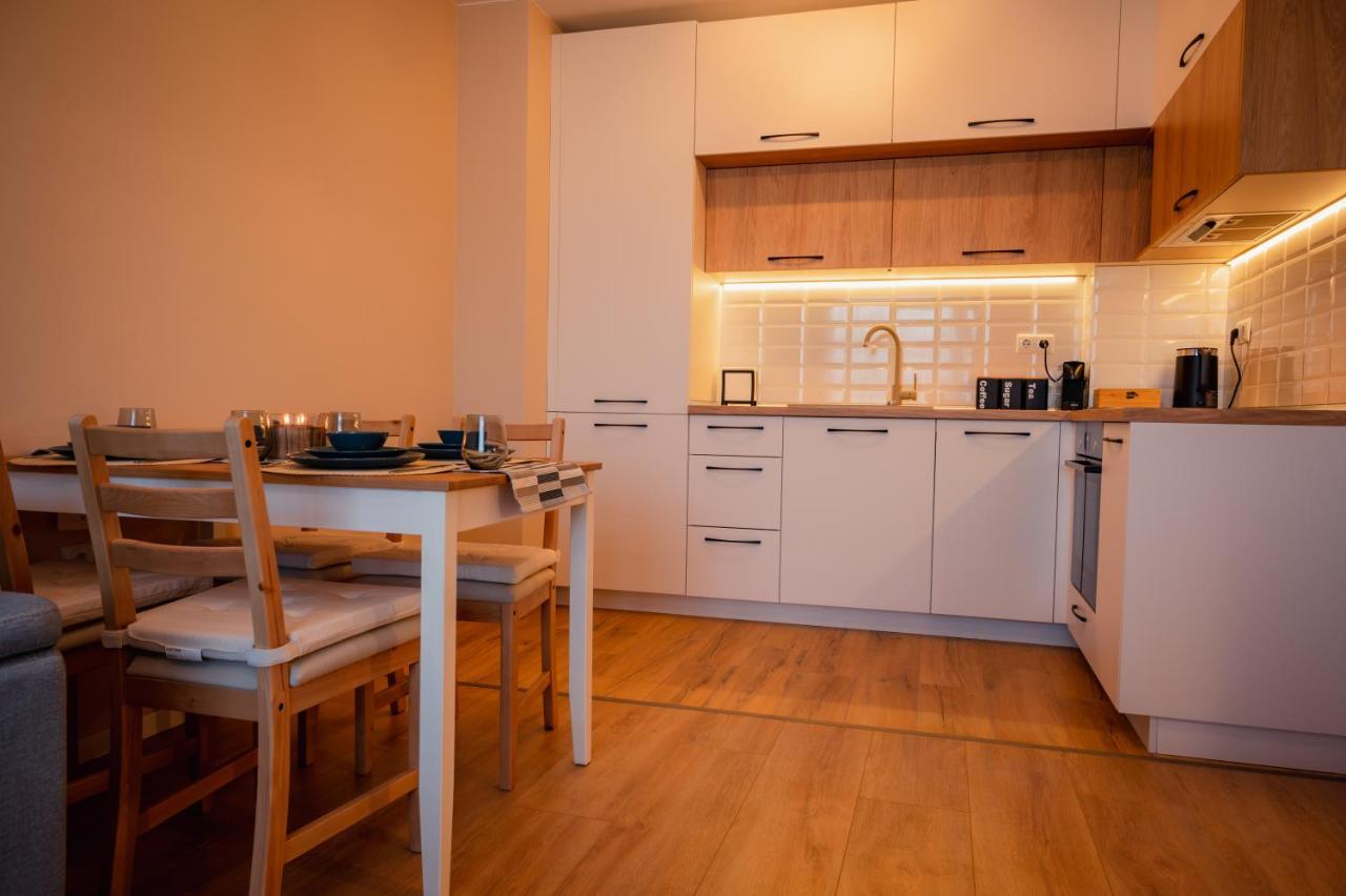 Emerald Suite With Private Parking Varna Exteriör bild