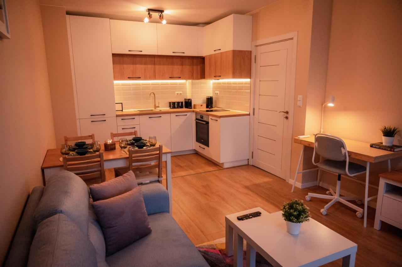 Emerald Suite With Private Parking Varna Exteriör bild